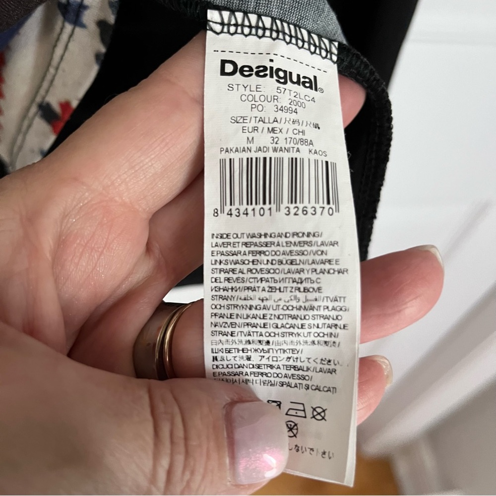 DESIGUAL TAQUE x CHRISTIAN LACROIX TOP - Picture 9 of 10